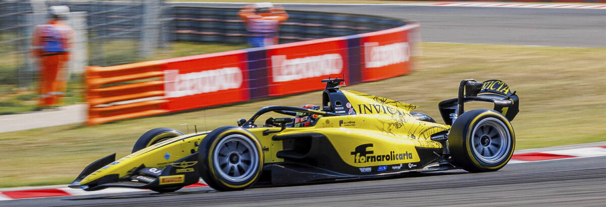 F2: Fornaroli supera Stanek nos boxes, neutraliza punição e vence na Hungria