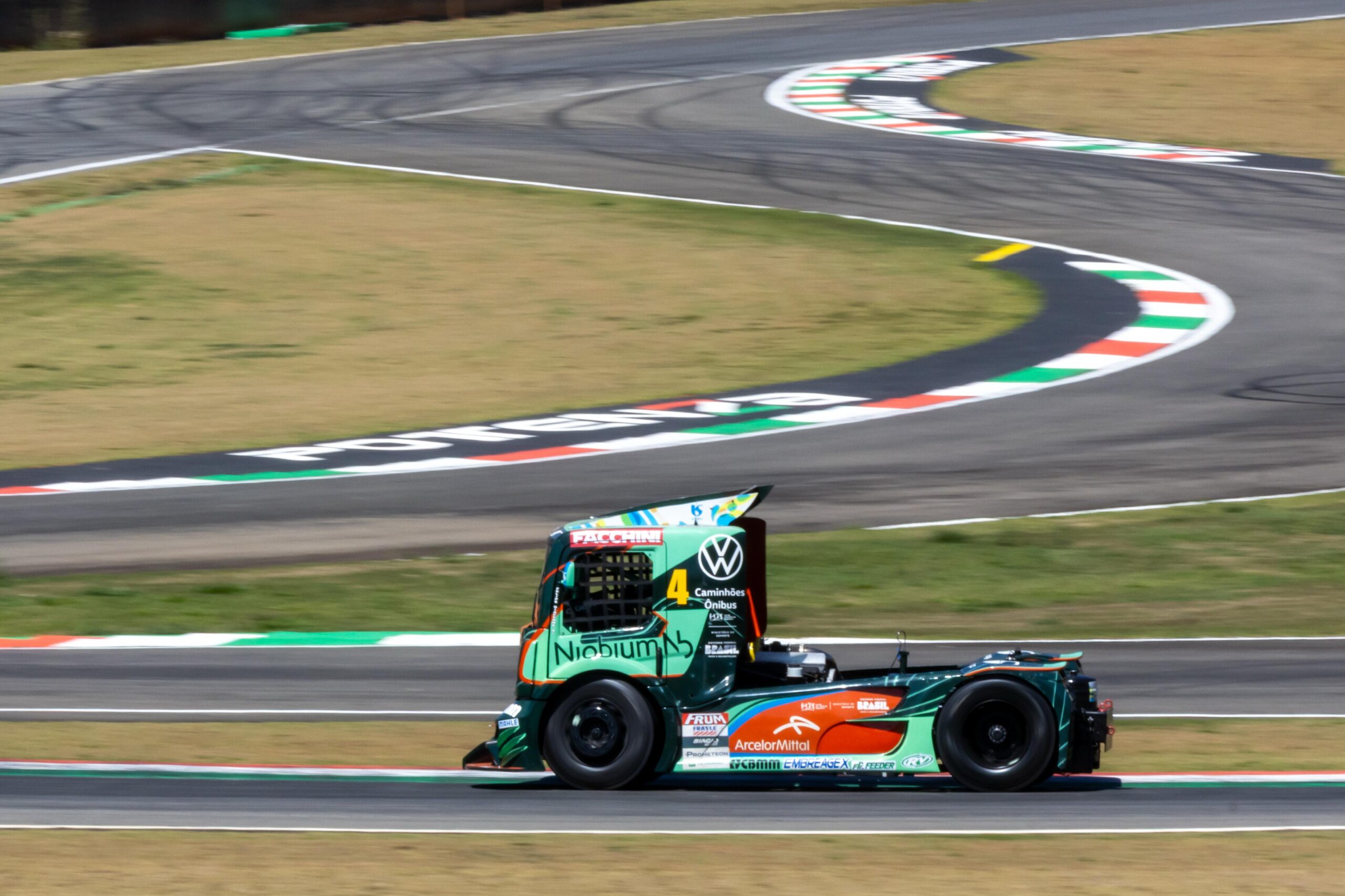 Copa Truck no Potenza: Totti vence com autoridade na Corrida 1; Giaffone surpreende e leva a 2ª