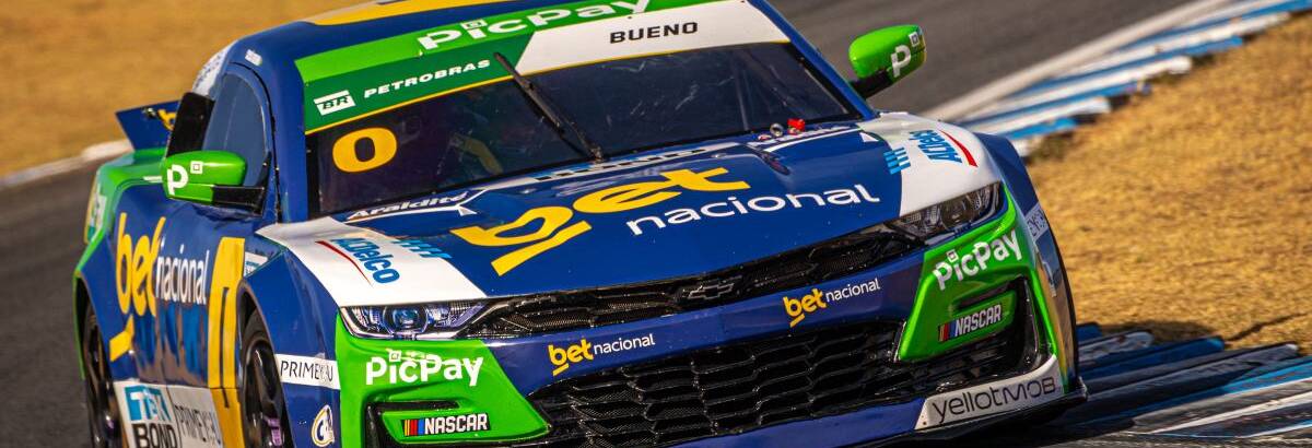 Cacá Bueno conquista dois pódios na NASCAR Brasil no Velocitta