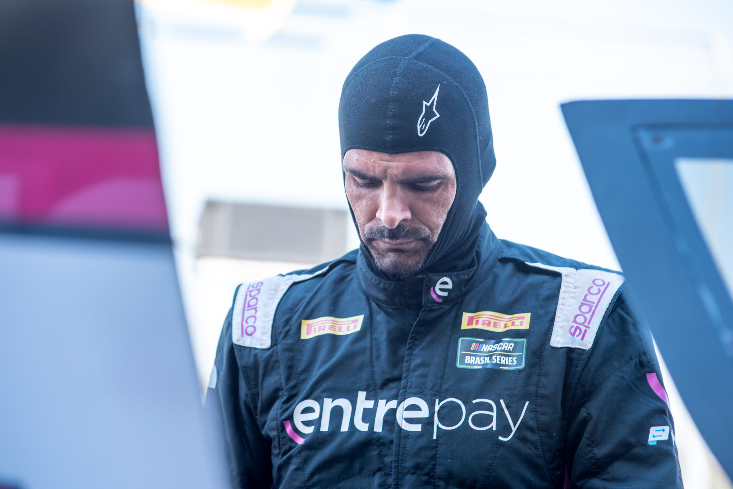 NASCAR Brasil: Camilo leva pole no Velocitta e desafia Barrichello pelo título NASCAR Brasil: Camilo leva pole no Velocitta e desafia Barrichello pelo título