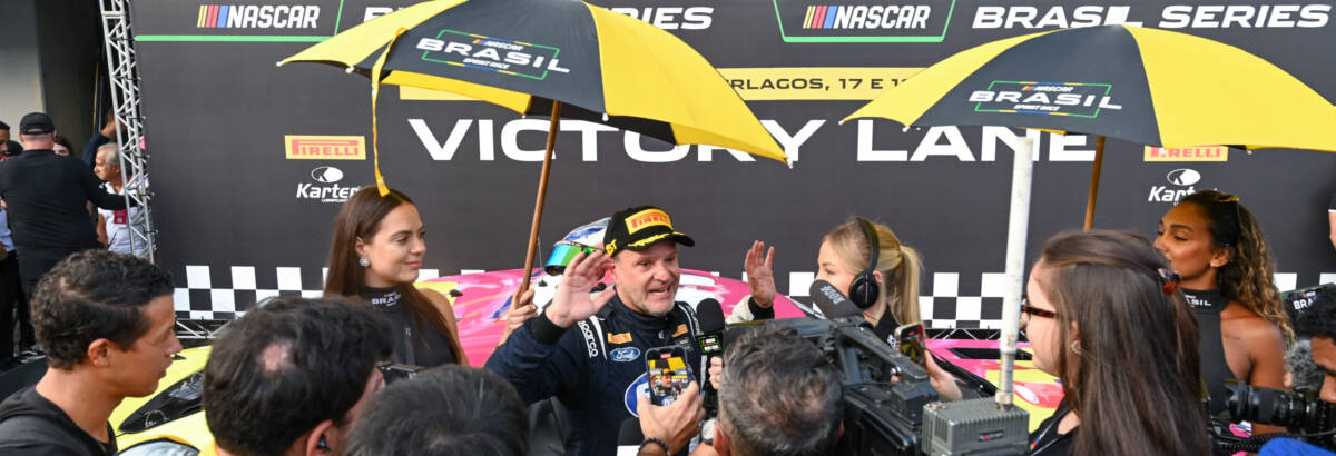NASCAR Brasil: Assim como nos EUA, vencedores são exaltados no Victory Lane