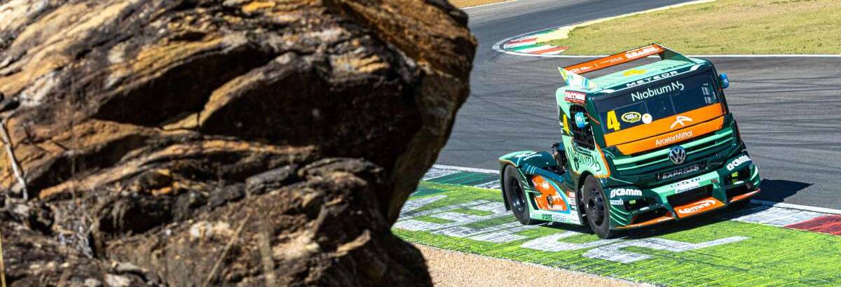 Felipe Giaffone larga na primeira fila do grid da Copa Truck com a Volkswagen em Potenza