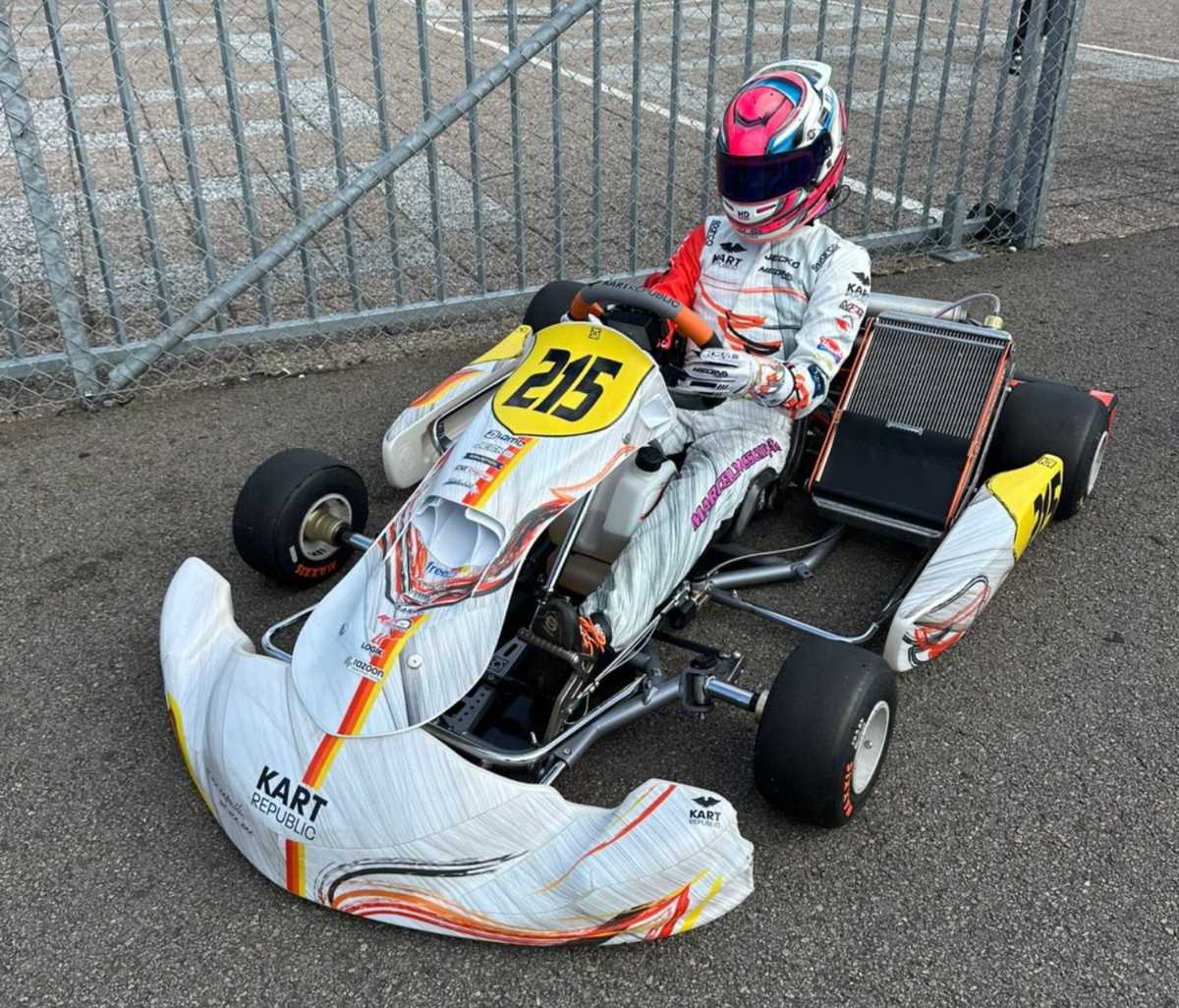 Marcella Assumpção é destaque em teste com a Kart Republic em academia de equipe de F1 na Suécia
