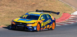 Stock Car: Thiago Camilo lidera dobradinha da TOYOTA GAZOO Racing nos treinos livres em Curvelo