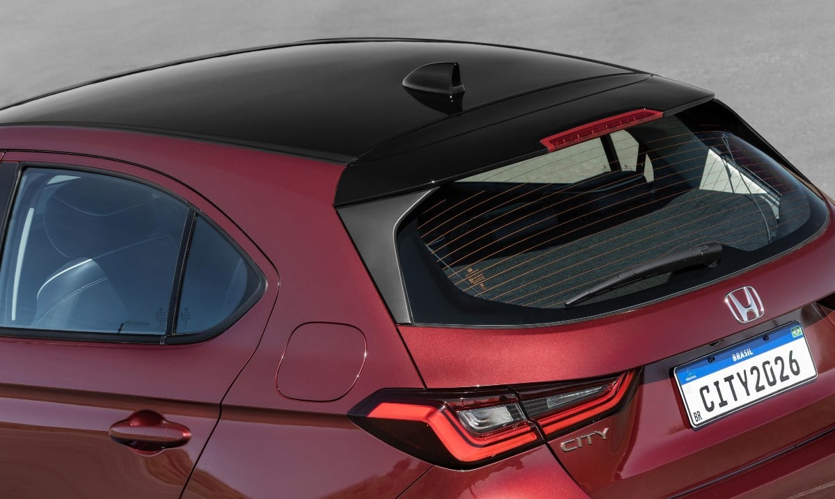 Honda City Touring Sport 2026 estreia no Brasil por R$ 152.800 com visual exclusivo e apelo esportivo