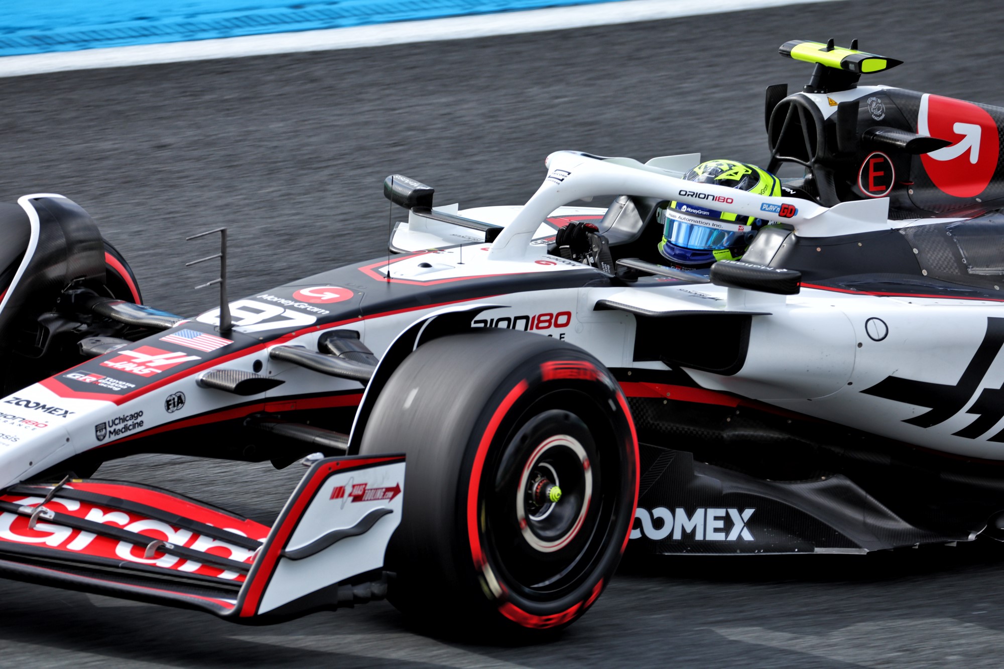 F1: Confira as imagens dos primeiros treinos do GP da Holanda Oliver Bearman (GBR) Haas VF-25.