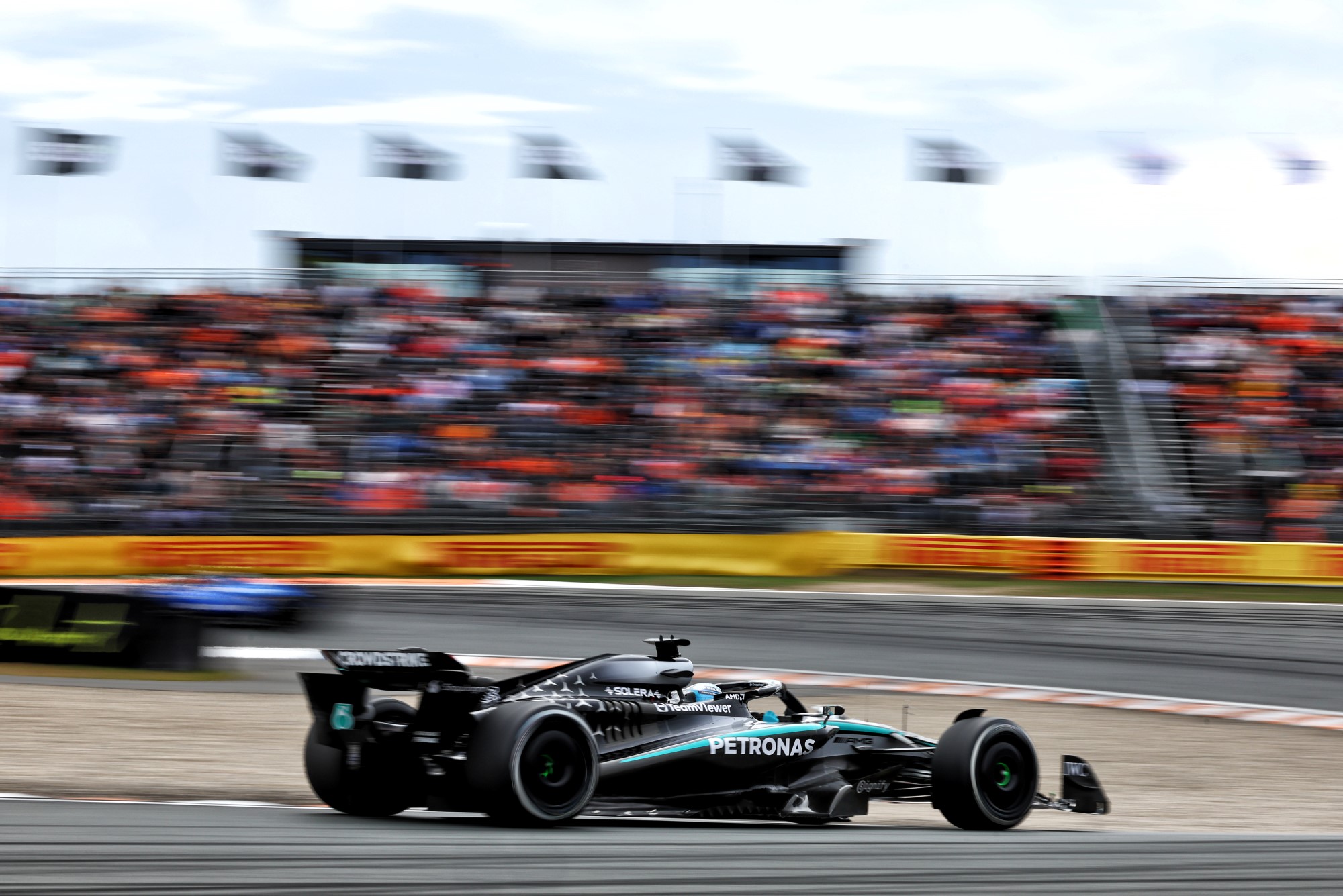 F1: McLaren mostra força em Zandvoort, mas rivais ainda acreditam em reação George Russell (GBR) Mercedes AMG F1 W16.