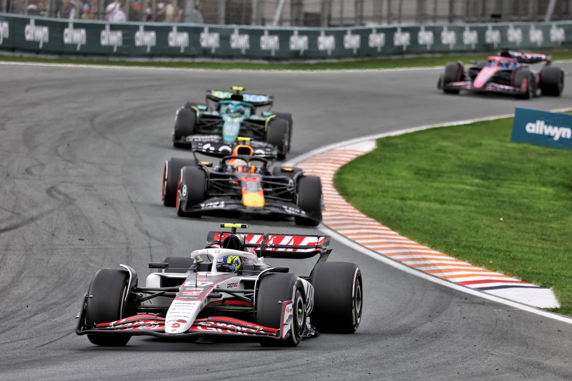 F1: Veja a galeria completa do GP da Holanda 2025 Oliver Bearman (GBR) Haas VF-25.
