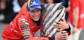 MotoGP: Marc Marquez conquista o 7º título mundial em temporada histórica
