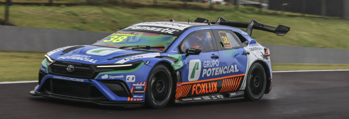 CAR Racing tem dia positivo na Stock Car após treino livre na chuva em Cascavel
