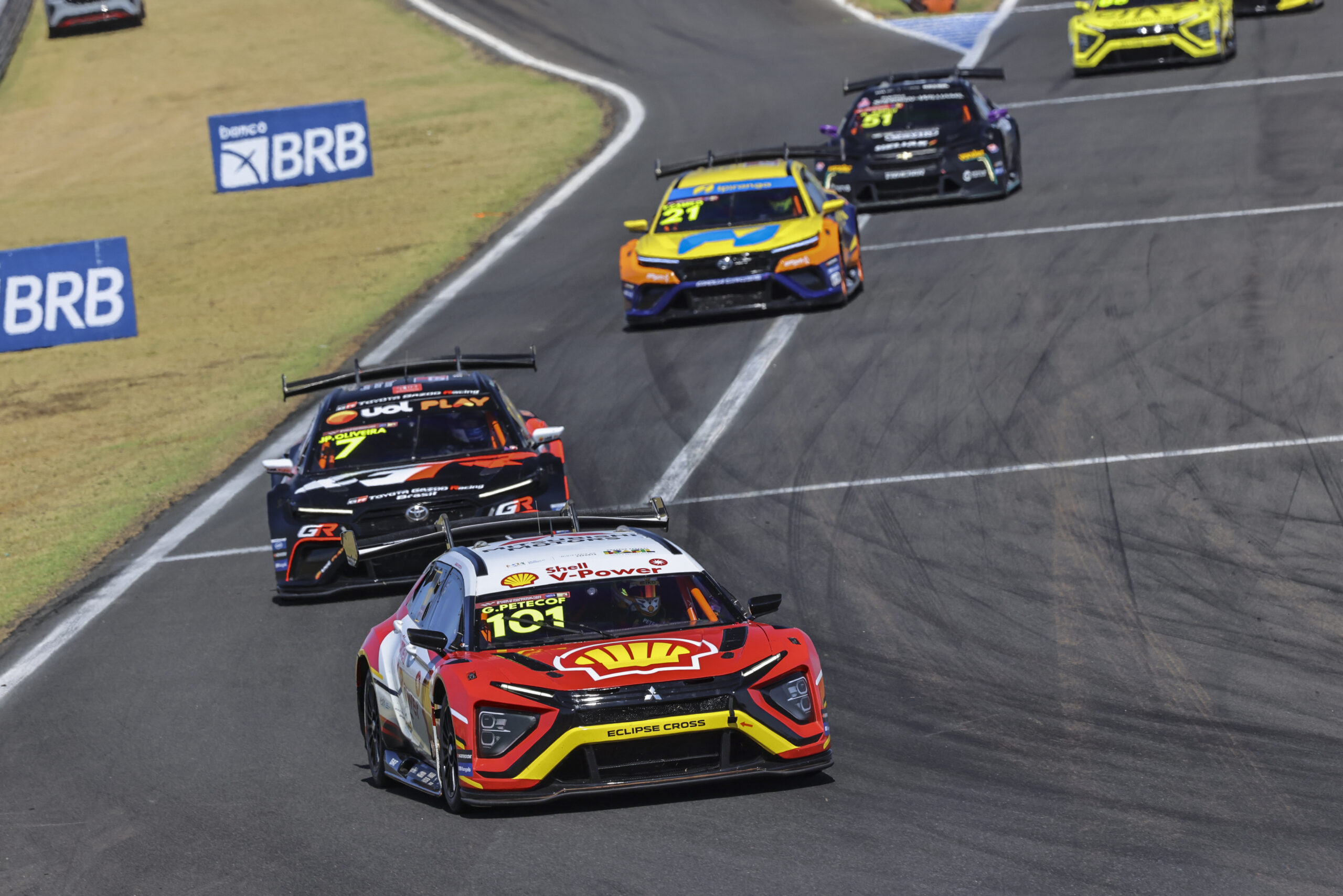 CAR Racing celebra vitória de Gianluca Petecof e bom desempenho da equipe no Velocitta Gianluca Petecof