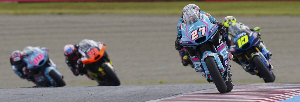 Moto2: Holgado vence em Motegi e acirra disputa pelo título