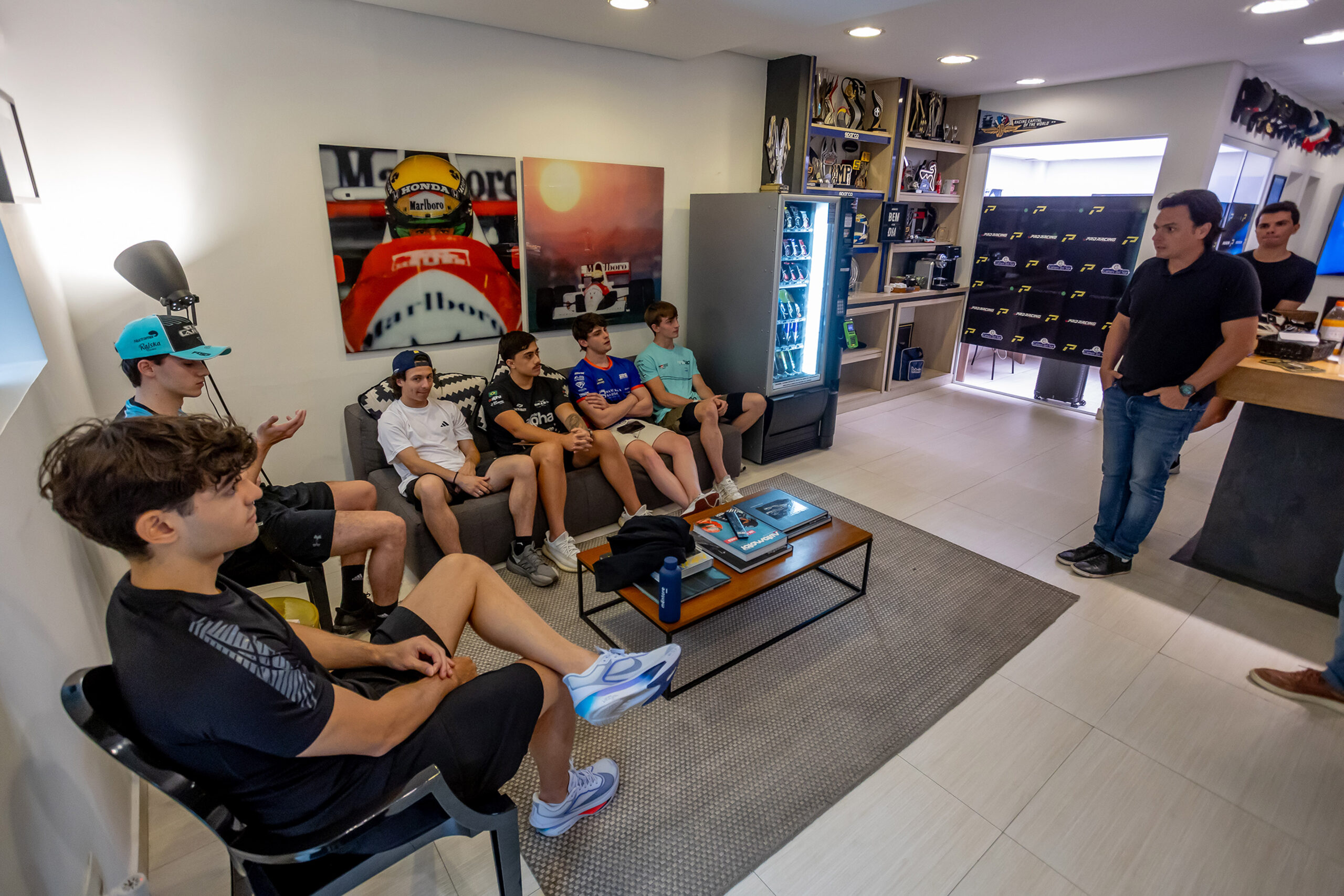 Pilotos brasileiros participam de seletiva para programa da NASCAR nos EUA Pilotos brasileiros participam de seletiva para programa da NASCAR nos EUA