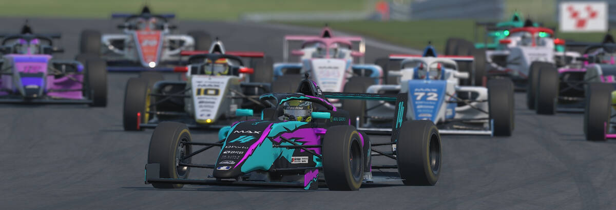 Esquenta a briga no Campeonato E-Sports FIA Girls on Track, a duas etapas da final