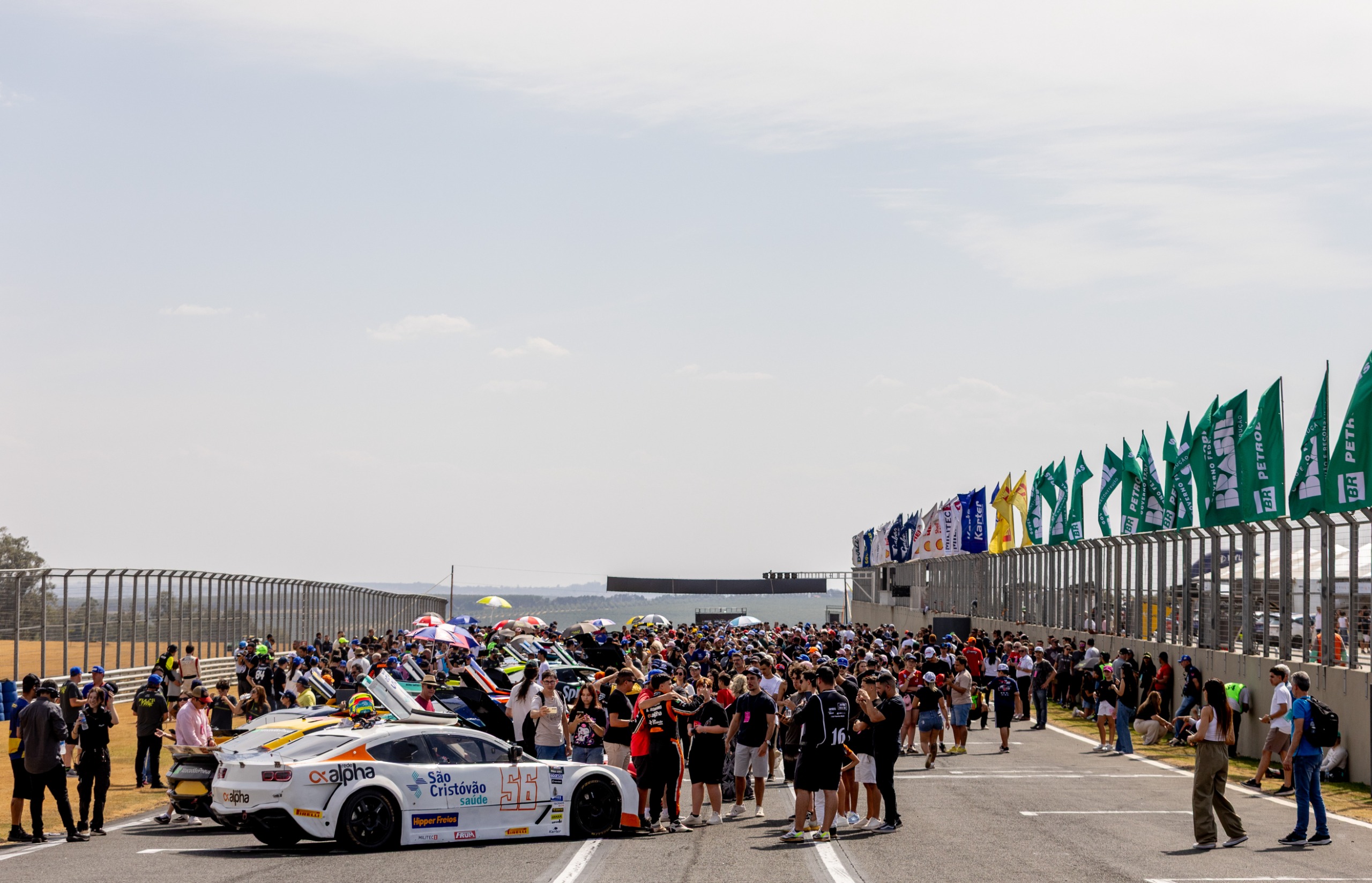 Na reta final, NASCAR Brasil acirra disputa pelo título Overall Na reta final, NASCAR Brasil acirra disputa pelo título Overall