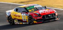 Gabriel Casagrande renova com a MX Vogel para a temporada 2026 da NASCAR Brasil