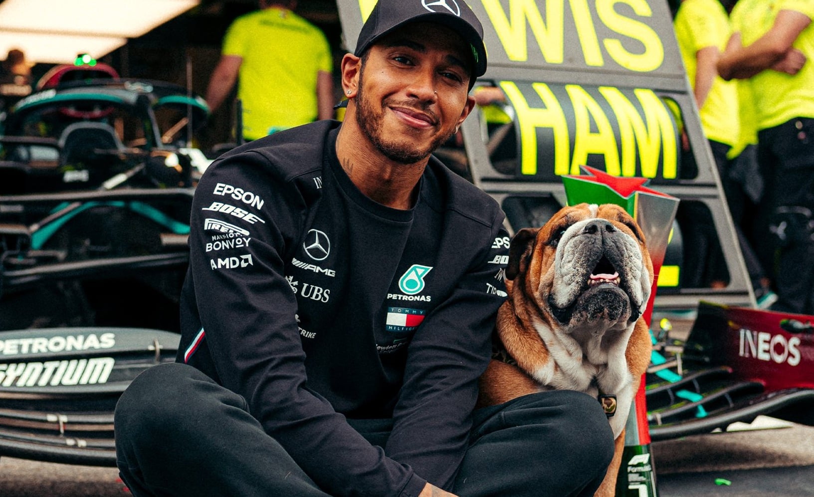 F1: Hamilton se emociona com homenagem a Roscoe no GP do México F1: Hamilton se emociona com homenagem a Roscoe no GP do México