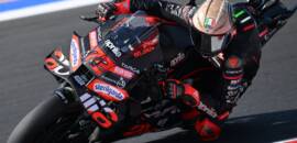 MotoGP: Bezzecchi vê Márquez cair e conquista vitória na sprint em Misano