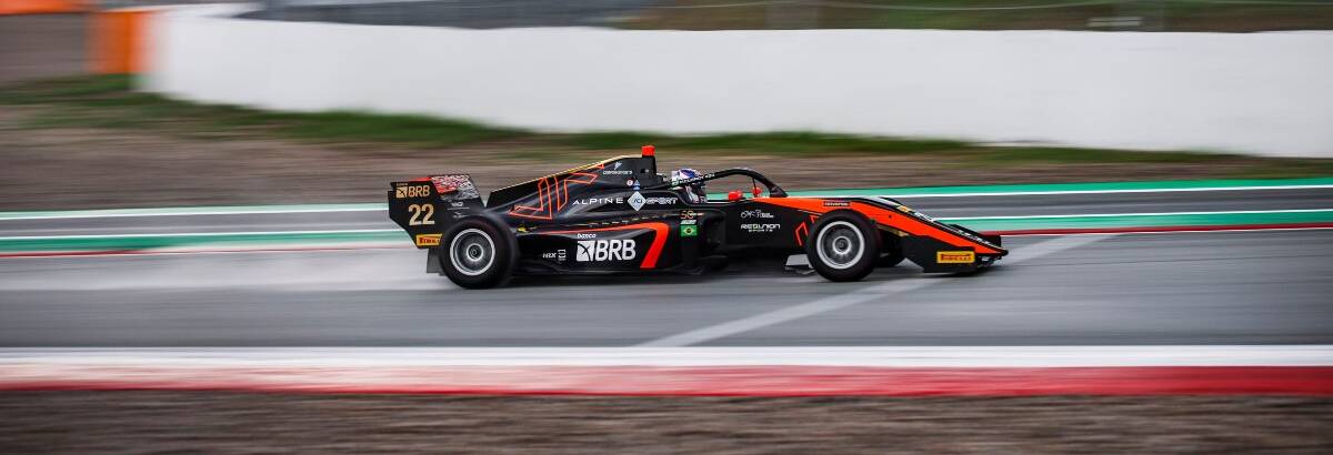 Pedro Clerot garante novo pódio em Barcelona e se aproxima dos líderes da FRECA