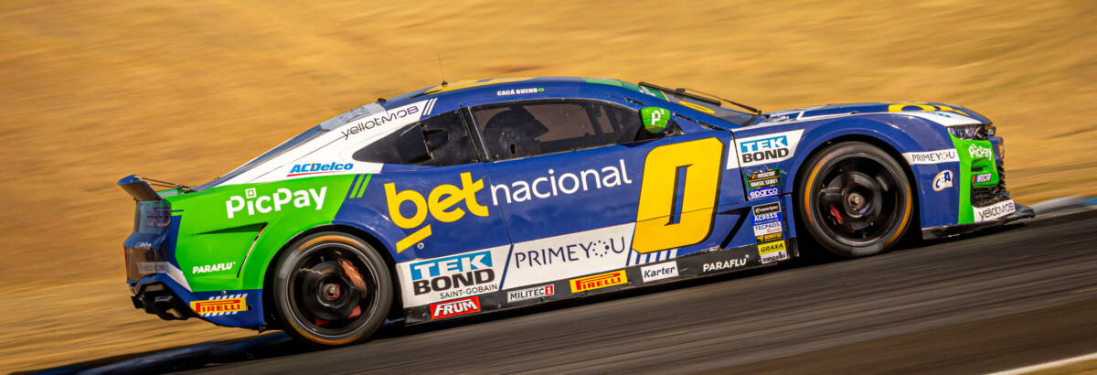 Cacá Bueno corre pela primeira vez no oval de Curvelo e busca manter sequência de pódios na NASCAR Brasil