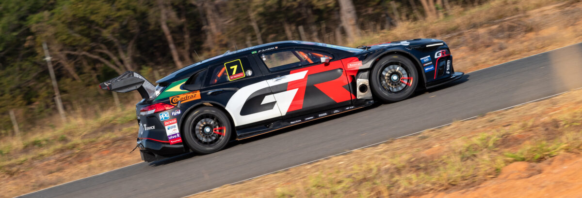 Embalado por pódios na Stock Car e no Japão, JP de Oliveira busca novas conquistas com a TOYOTA GAZOO Racing