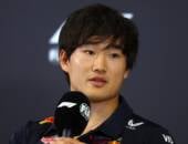 F1: Tsunoda estaria avaliando mudança para Indy em 2027
