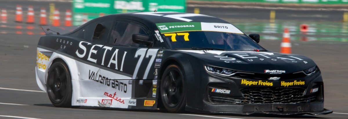 Valdeno Brito aprova ritmo em retorno na NASCAR Brasil com quarto e sétimo lugares em Curvelo