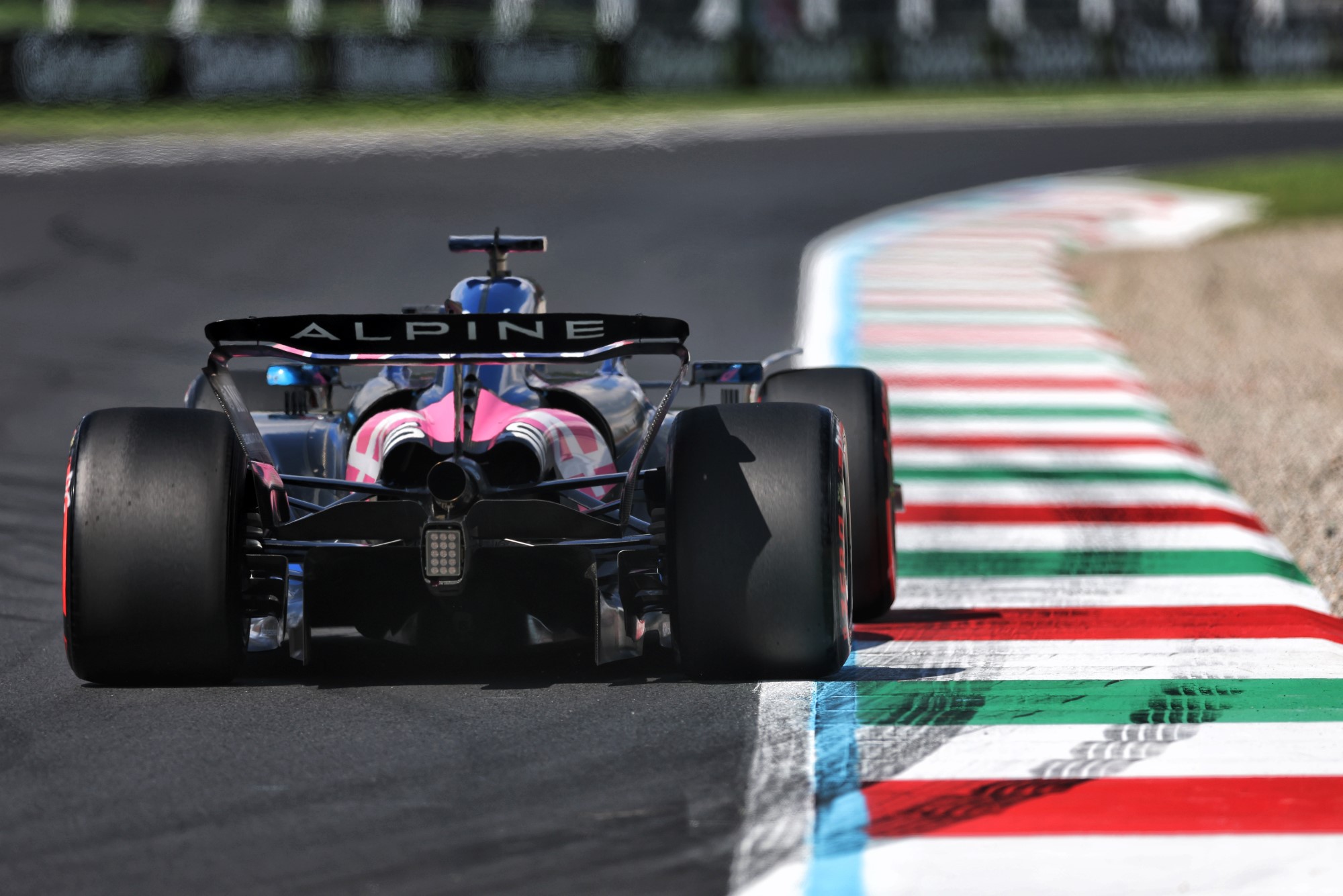 Pierre Gasly (FRA) Alpine F1 Team A525.