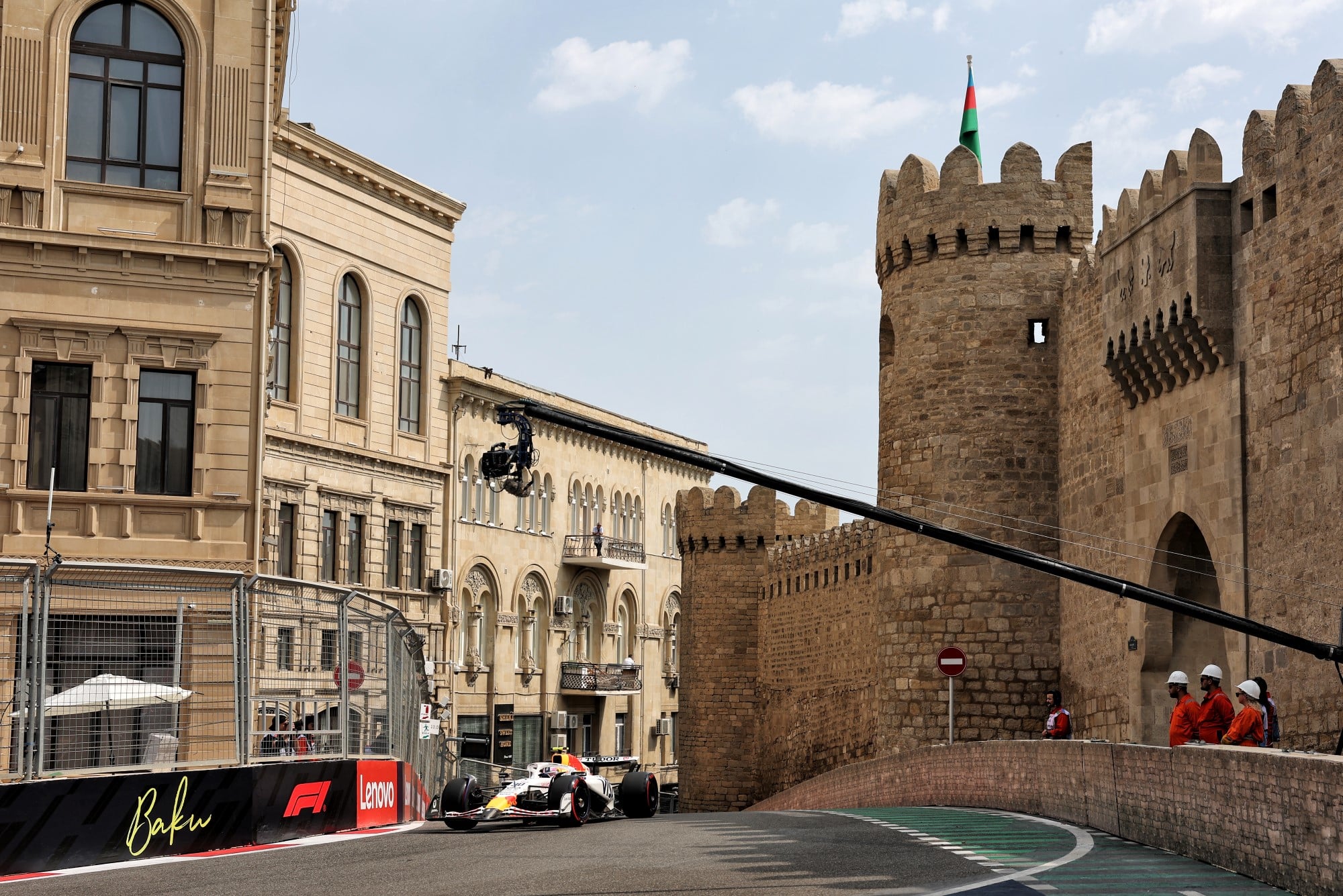 F1: Red Bull recusa proposta bilionária por Racing Bulls, revela jornalista Liam Lawson (NZL) Racing Bulls VCARB 02.