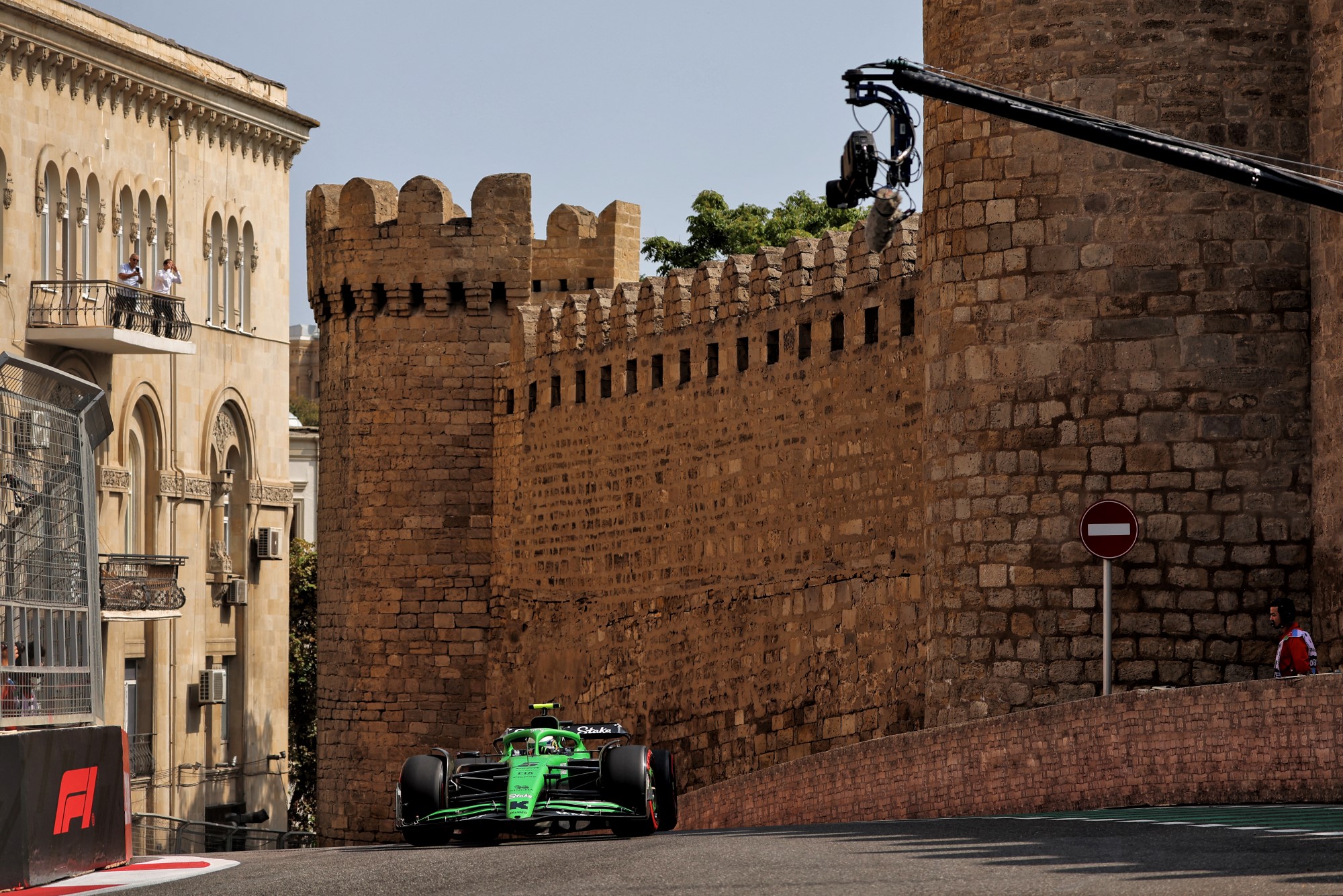 Galeria: Confira as imagens do primeiro dia da F1 no Azerbaijão Gabriel Bortoleto (BRA) Sauber C45.
