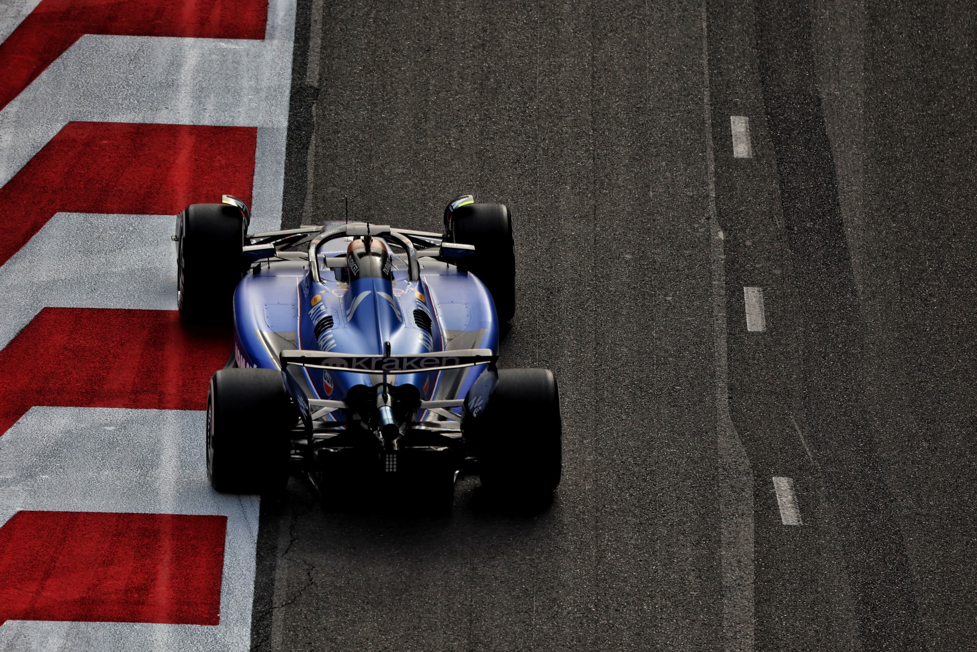 Galeria: Confira as imagens do primeiro dia da F1 no Azerbaijão Alexander Albon (THA) Atlassian Williams Racing FW47.