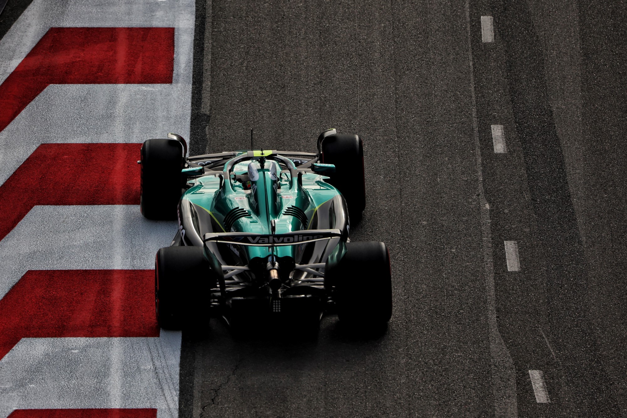 Galeria: Confira as imagens do primeiro dia da F1 no Azerbaijão Fernando Alonso (ESP) Aston Martin F1 Team AMR25.