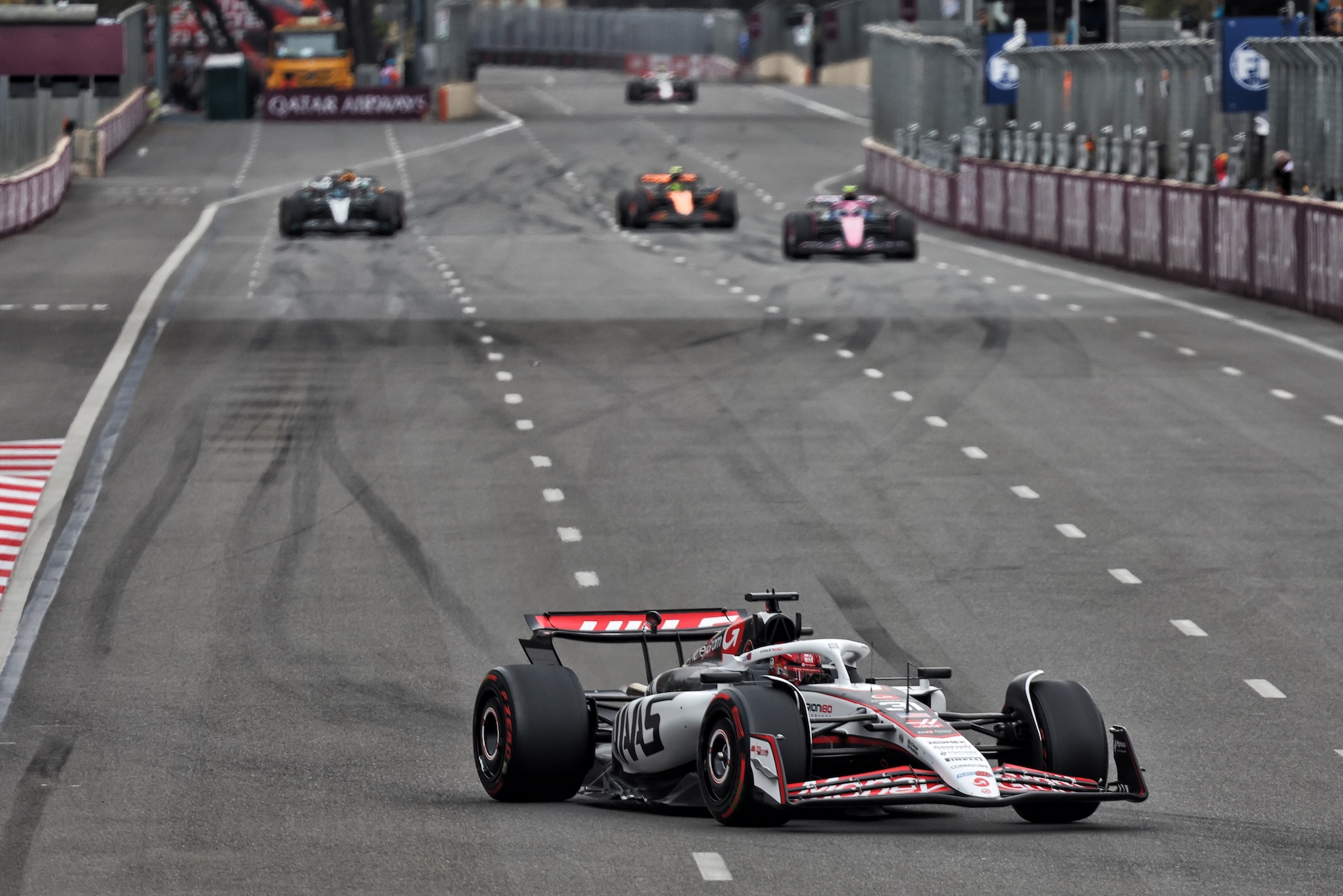 F1: Fotos do sábado do GP do Azerbaijão 2025 Esteban Ocon (FRA) Haas VF-25.