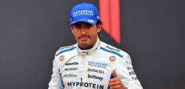 F1: Sainz tem ‘empurrãozinho’ de unicórnio para pódio no Azerbaijão