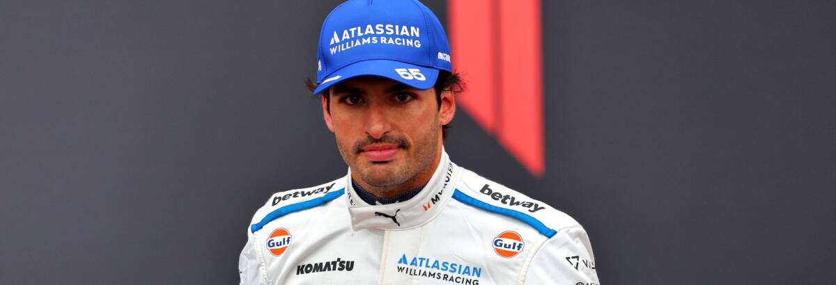 F1: Sainz se recupera de mal-estar e retorna ao paddock em Interlagos