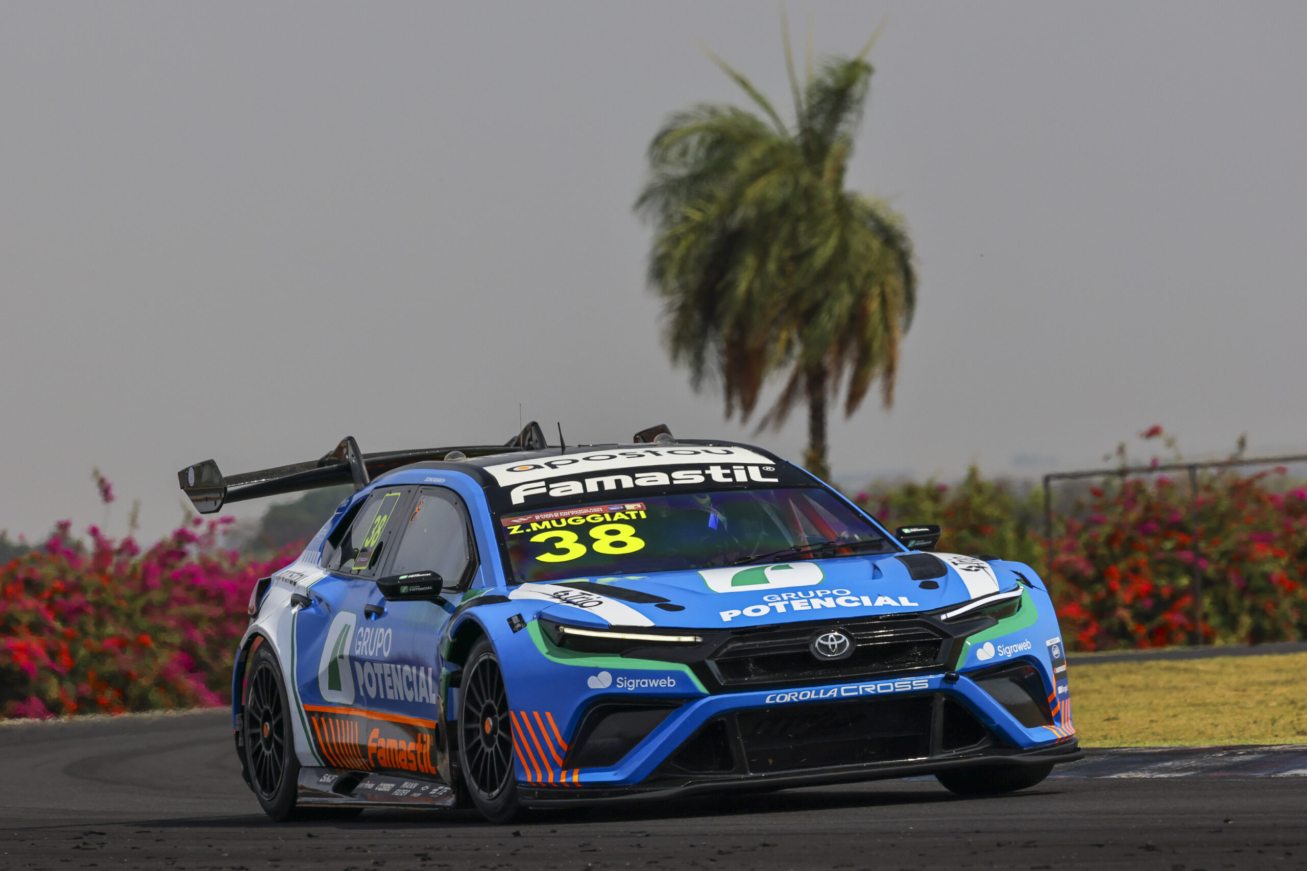 Vice-líder entre as equipes, CAR Racing lidera primeiro treino no Velocitta com Zezinho Muggiati Zezinho Muggiati