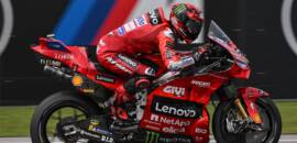 MotoGP: Bagnaia sai do Q1 e crava a pole em Sepang por 0,016s