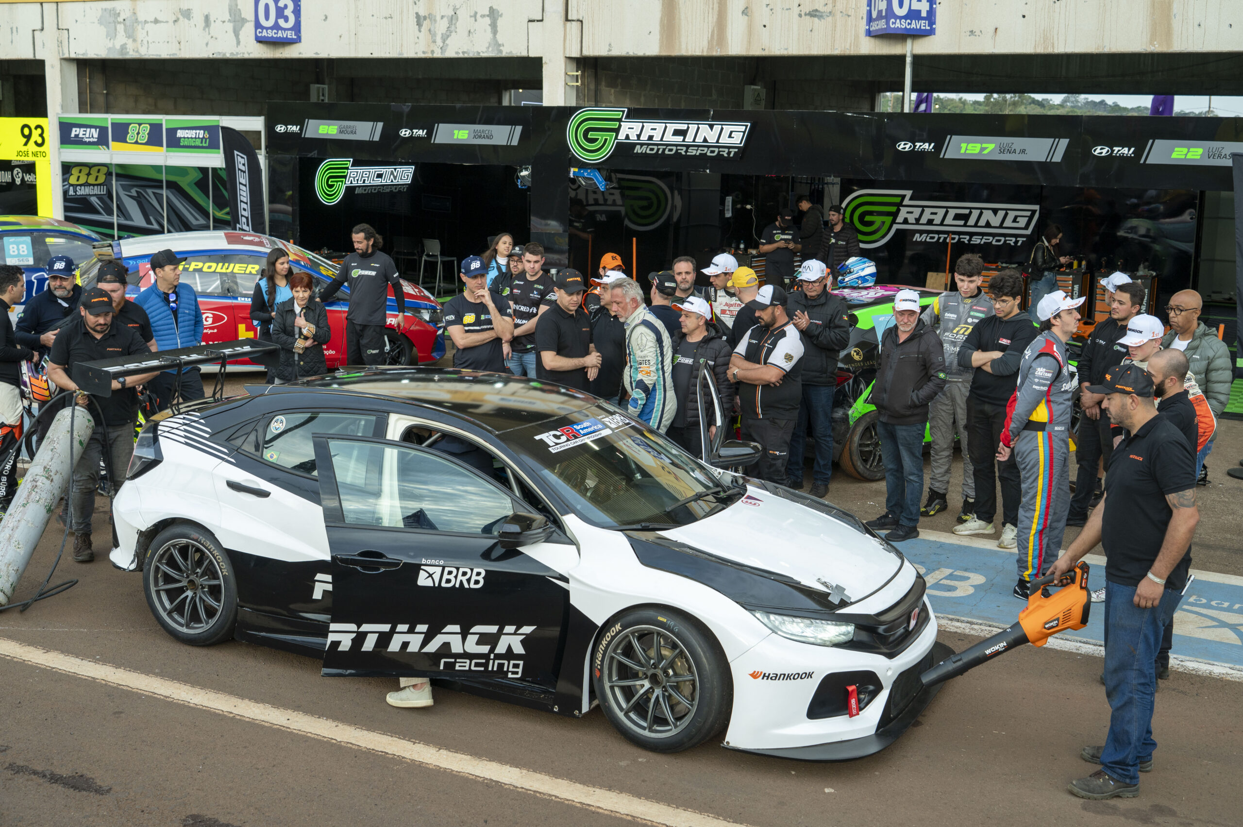 Pilotos da Turismo Nacional testam carros do TCR South America no Velocitta Pilotos da Turismo Nacional testam carros do TCR South America no Velocitta