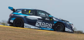 TCR South America: Brasileiros protagonizam sexta-feira quente de treinos livres no Velocitta