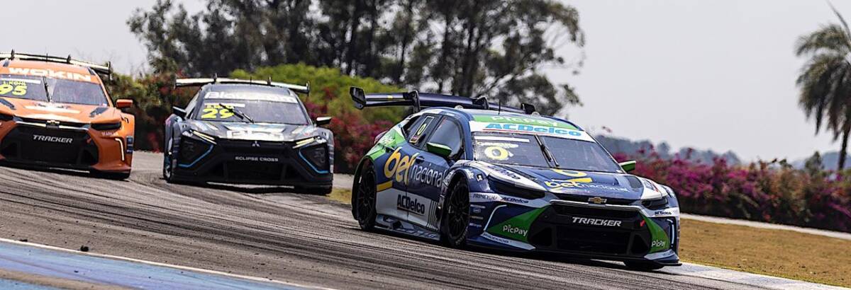 Cacá Bueno faz corrida de recuperação no Velocitta e cobra melhorias na Stock Car