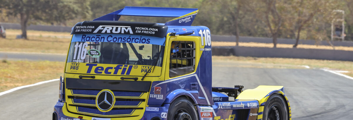 De volta a Londrina, Scherer repete pela primeira vez um circuito na Copa Truck
