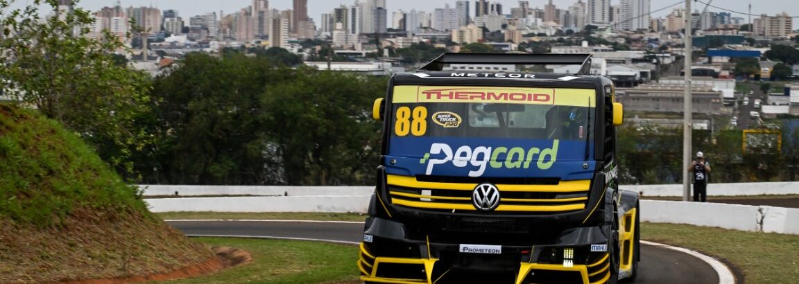 Monteiro e Abbate dividem protagonismo em sexta-feira de treinos livres em Londrina