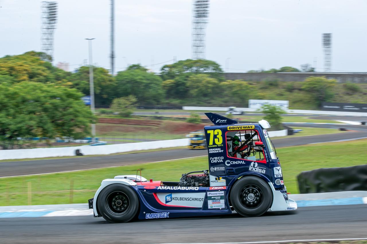 Copa Truck: Totti e Nic Giaffone são pole em Londrina