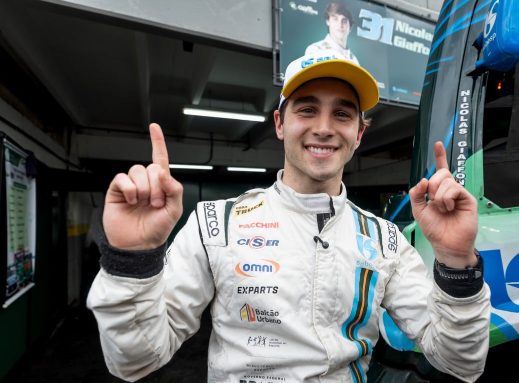 Nic Giaffone desbanca Perdoncini com volta voadora e repete pole em Londrina