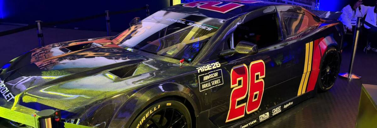 Sports Summit São Paulo 2025: NASCAR Brasil leva o novo carro RiSE26 e debate o futuro do marketing esportivo