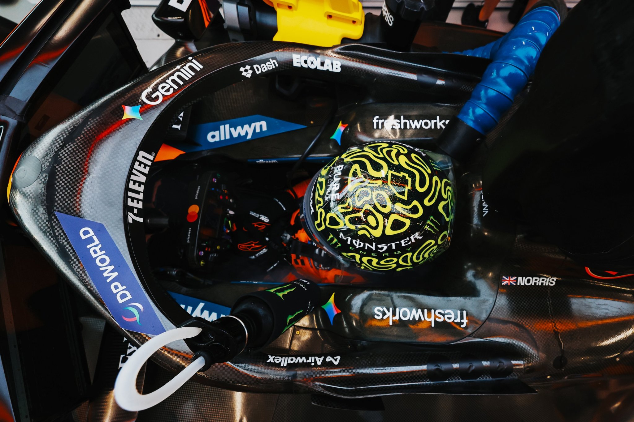 F1: Piastri vem no fim e lidera segundo treino livre do GP de Singapura F1: Piastri vem no fim e lidera segundo treino livre do GP de Singapura