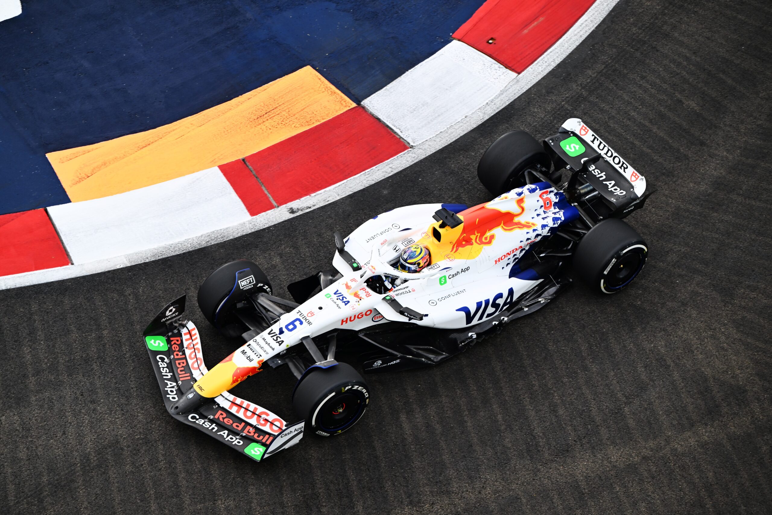 F1: Piastri vem no fim e lidera segundo treino livre do GP de Singapura F1: Piastri vem no fim e lidera segundo treino livre do GP de Singapura