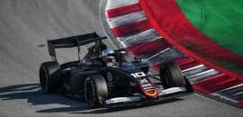 F3: Ugochukwu lidera quarta-feira de testes coletivos em Barcelona