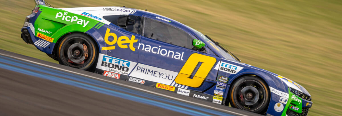 Cacá Bueno inicia treinos da NASCAR Brasil no Velocitta com o terceiro melhor tempo