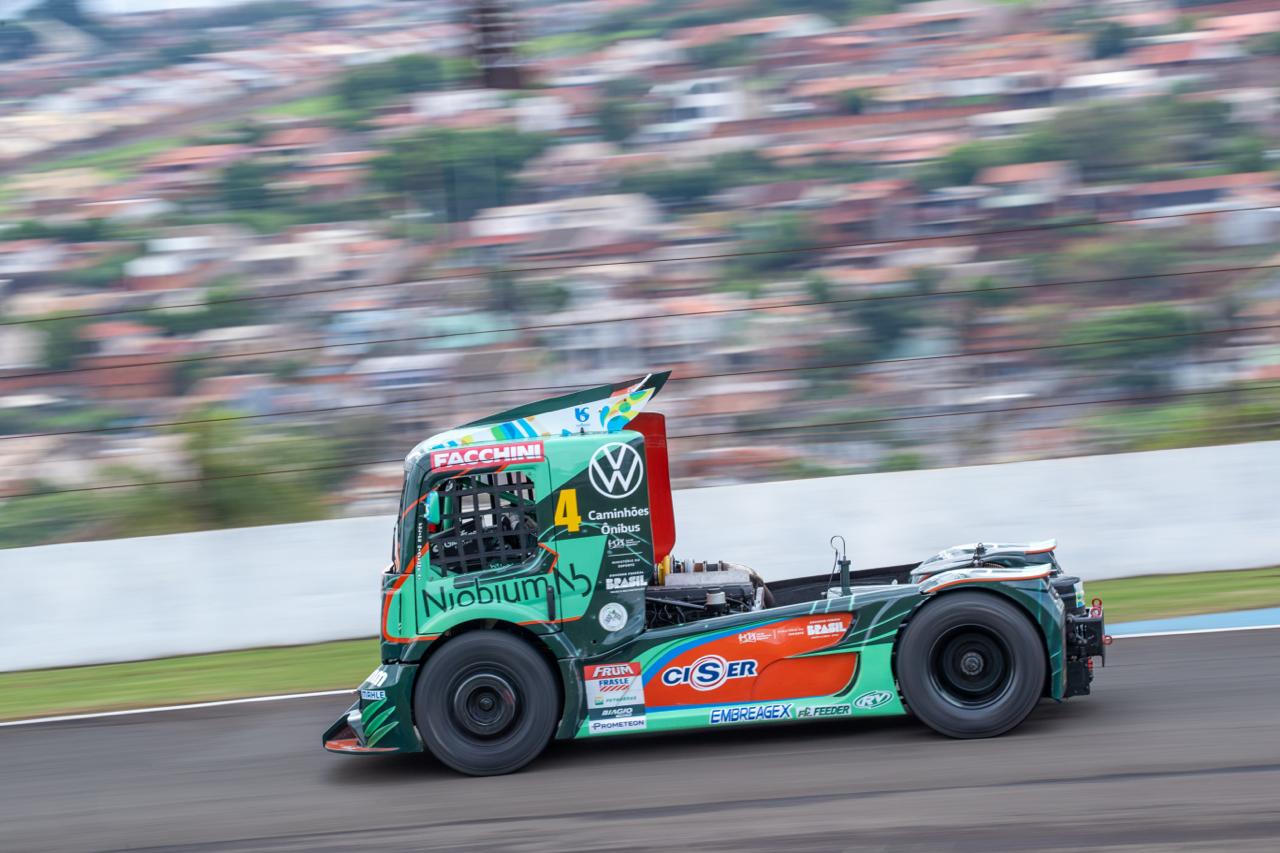 Copa Truck: Felipe Giaffone garante lugar na primeira fila e espera por corridas parelhas em Londrina Felipe Giaffone